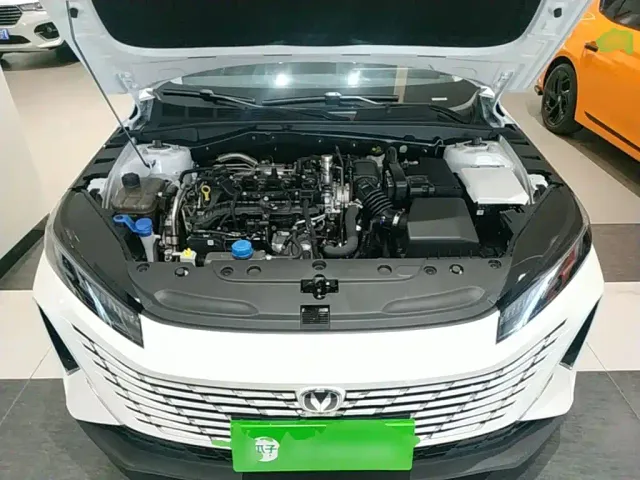 Changan Eado — Фото автомобиля 19