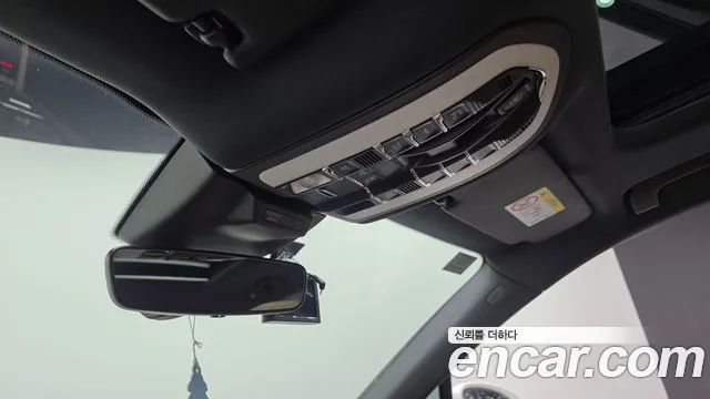 Porsche Macan — Фото автомобиля 20