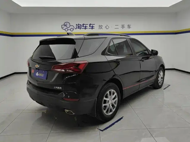 Chevrolet Equinox — Фото автомобиля 3