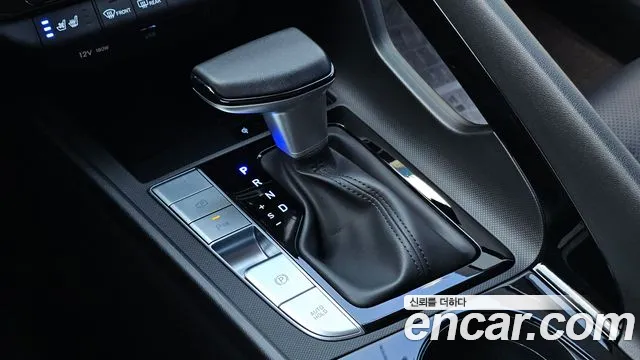 Hyundai Avante CN7 — Фото автомобиля 12
