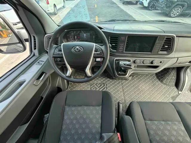 Maxus Xintu V80 — Фото автомобиля 16