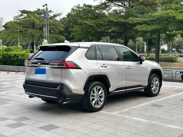 Toyota Wildlander — Фото автомобиля 4