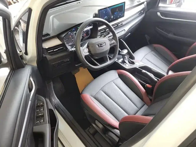 Geely Vision X3 — Фото автомобиля 15