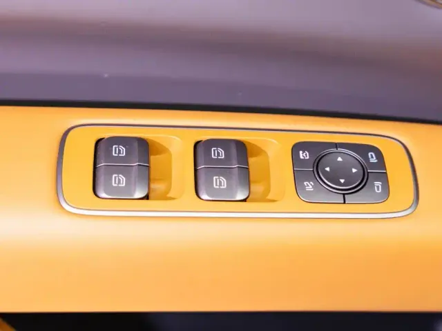 Li Auto i6 — Фото автомобиля 16
