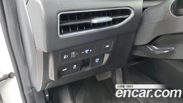 Hyundai Sonata Sonata (DN8) 2.0 LPG(Для проката) — Фото автомобиля 15