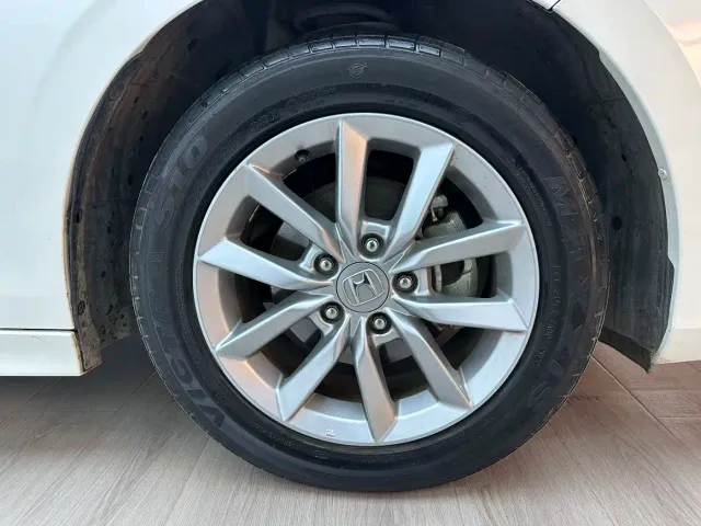 Honda Civic — Фото автомобиля 7
