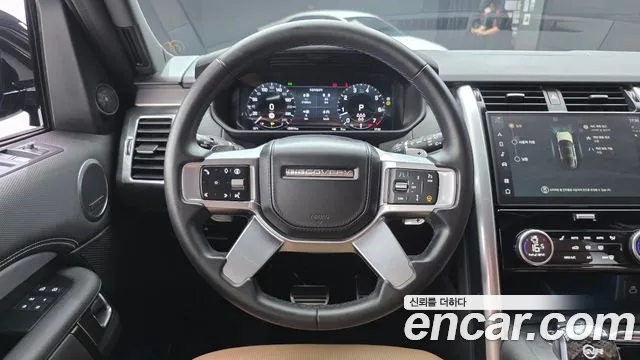 Land Rover Discovery — Фото автомобиля 18
