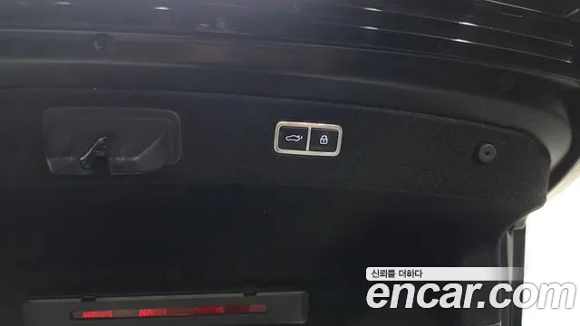 Genesis G90 Бензин 3.5 турбо AWD — Фото автомобиля 27