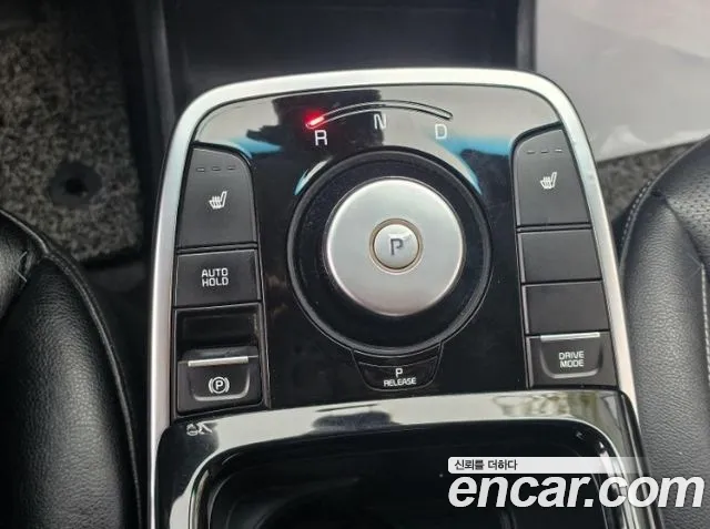 Kia Niro — Фото автомобиля 18