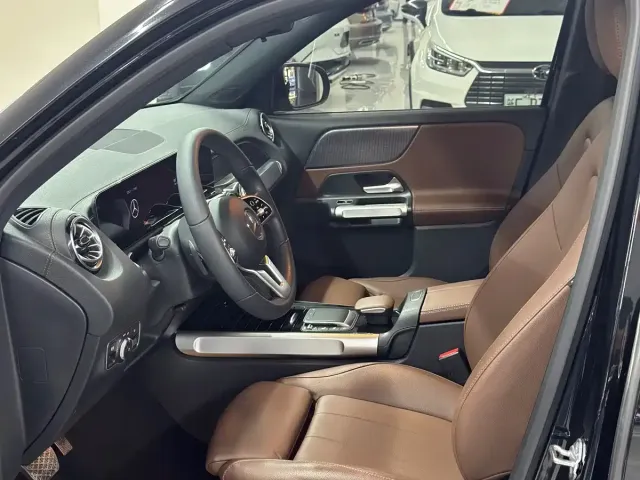 Mercedes-Benz Mercedes-Benz GLB 2022 Model GLB 200 Dynamic Edition — Фото автомобиля 7
