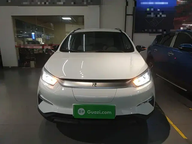 BYD Yuan Pro — Фото автомобиля 2