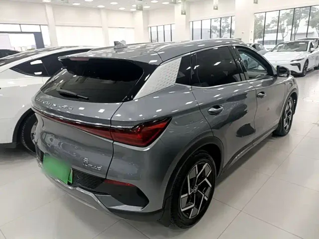 BYD Yuan PLUS — Фото автомобиля 6