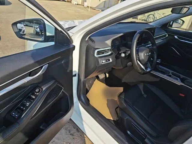 Geely Emgrand — Фото автомобиля 15
