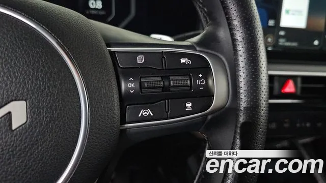 Kia K5 Новый K5 3 поколение 2.0 LPi(Для проката) — Фото автомобиля 18