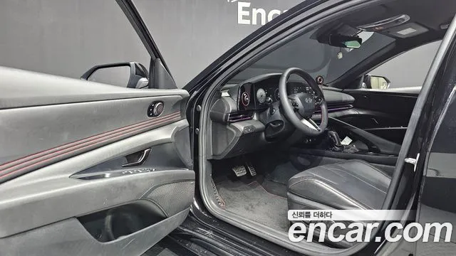 Hyundai AVANTE Новый Avante (CN7) — Фото автомобиля 10