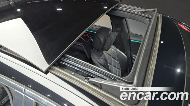 Mercedes-Benz S-Class — Фото автомобиля 17