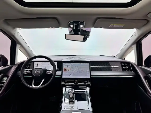 GAC Trumpchi M8 — Фото автомобиля 17