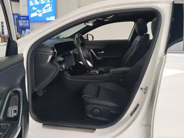 Mercedes-Benz A-Class — Фото автомобиля 9