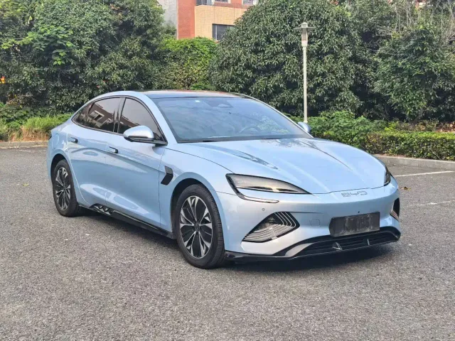 BYD Seal — Фото автомобиля 3