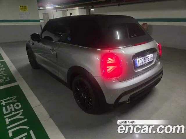 MINI Cooper Convertible — Фото автомобиля 3