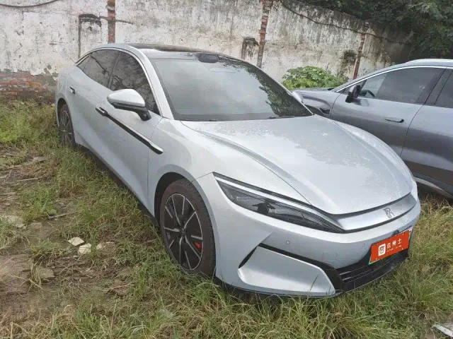 BYD Han L — Фото автомобиля 2