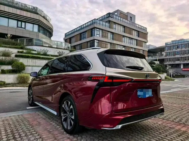 Toyota Granvia — Фото автомобиля 9