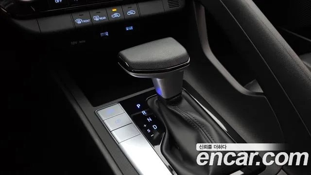 Hyundai AVANTE Avante (CN7) — Фото автомобиля 9