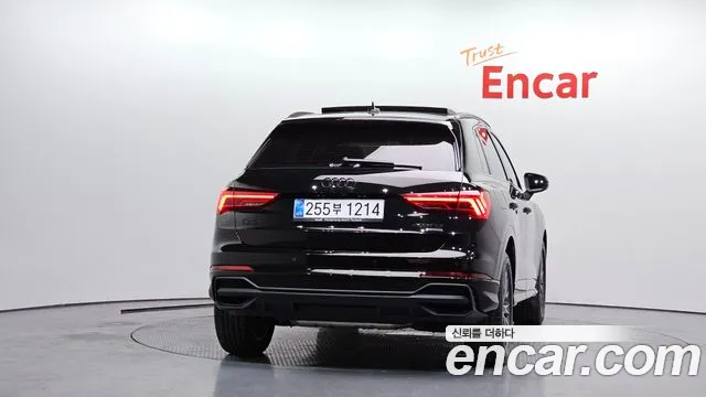 Audi Q3 40 TFSI quattro Premium — Фото автомобиля 4