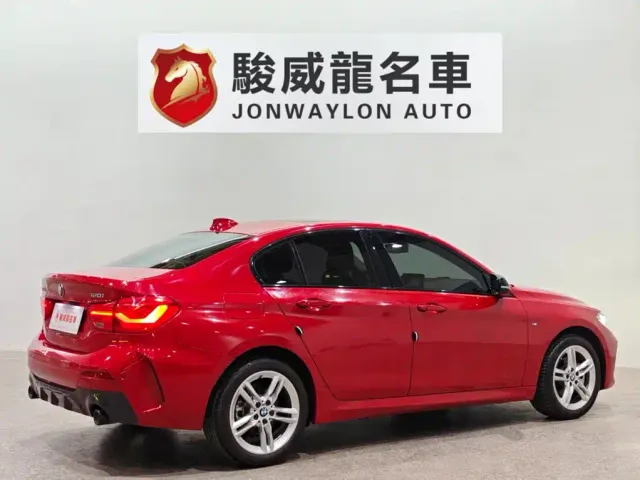 BMW 1 Series — Фото автомобиля 4