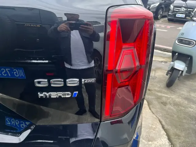 GAC Trumpchi GS8 — Фото автомобиля 8