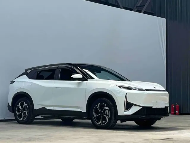 Dongfeng Fengshen L7 — Фото автомобиля 3
