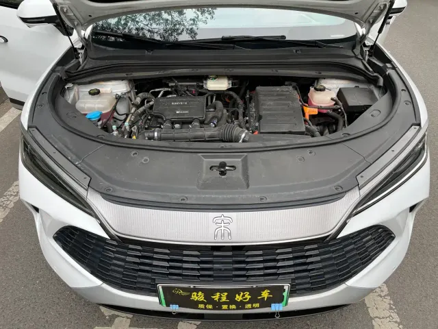 BYD Song L DM-i — Фото автомобиля 10