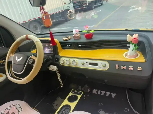 Wuling Hongguang Mini EV — Фото автомобиля 3