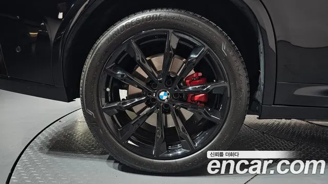 BMW X4 — Фото автомобиля 4