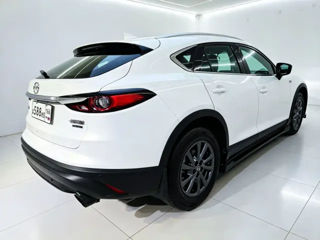 Mazda CX-4 — Фото автомобиля 6