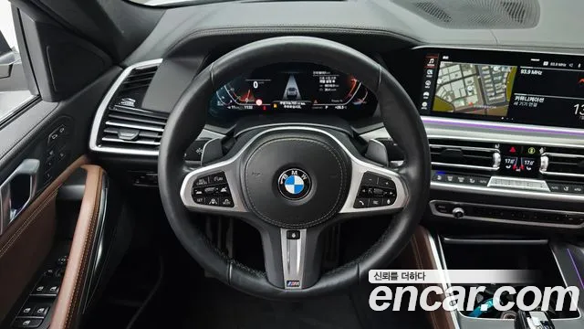 BMW X6 — Фото автомобиля 12