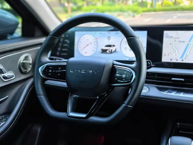 Chery Arrizo 8 — Фото автомобиля 11