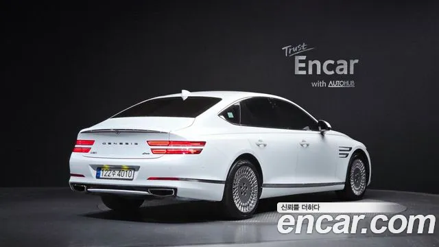 Genesis G80 Бензин 3.5 турбо AWD — Фото автомобиля 2