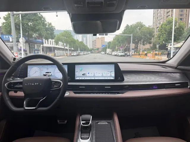 Chery Arrizo 8 — Фото автомобиля 20