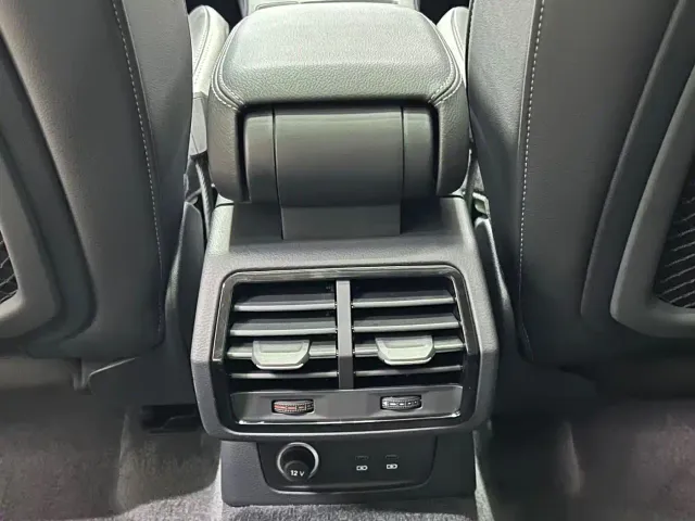 Audi Q3 — Фото автомобиля 8