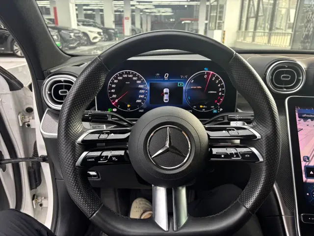 Mercedes-Benz C-Class — Фото автомобиля 4