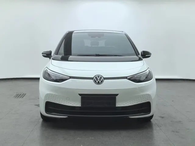 Volkswagen ID.3 — Фото автомобиля 2