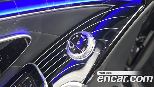 Mercedes-Benz S-Class — Фото автомобиля 25