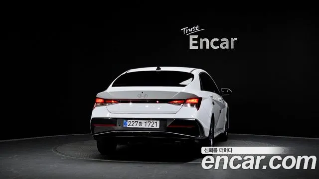 Hyundai AVANTE Smart — Фото автомобиля 4