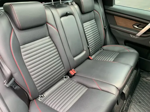 Land Rover Discovery Sport 2022 Model 249PS R-Dynamic S Performance Edition 5-Seater — Фото автомобиля 29
