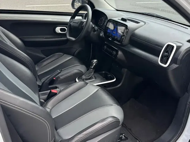Roewe Clever — Фото автомобиля 9