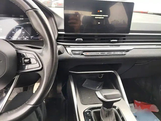 Geely Emgrand — Фото автомобиля 9