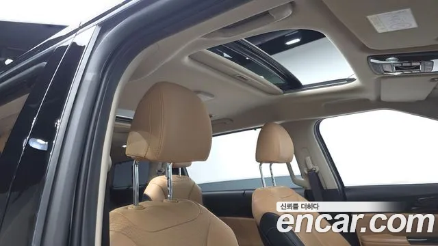 Kia Canival Carnival 4 поколение Дизель 9 мест Signature — Фото автомобиля 17
