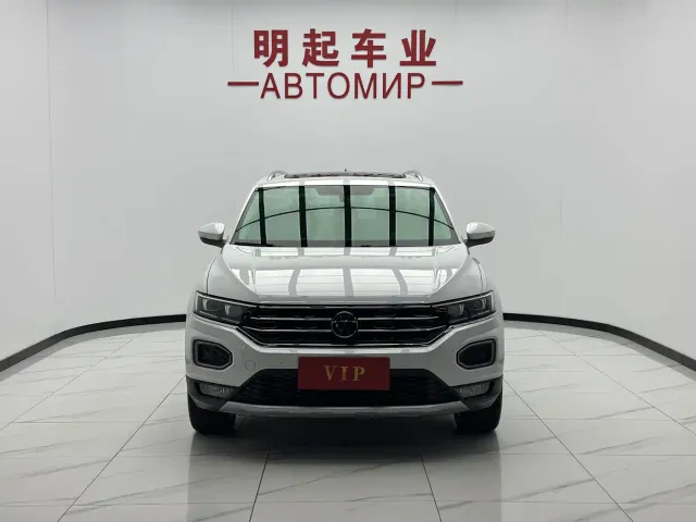 Volkswagen T-Roc — Фото автомобиля 3