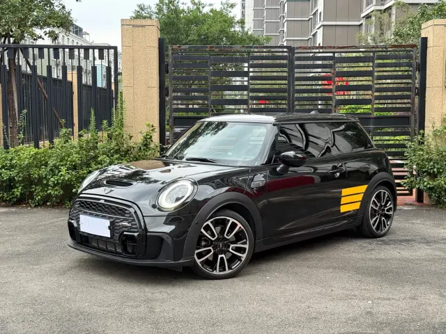 MINI Hatch — Фото автомобиля 2